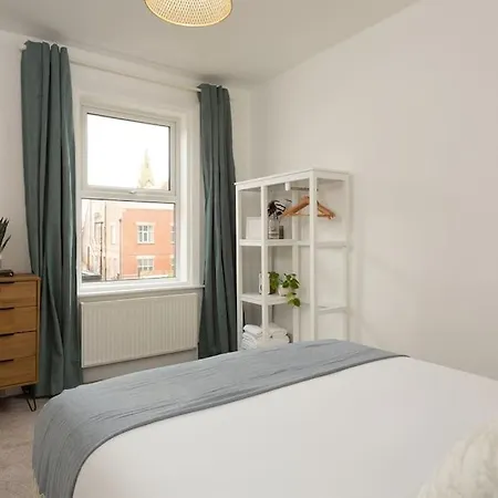 High Tide - Close To